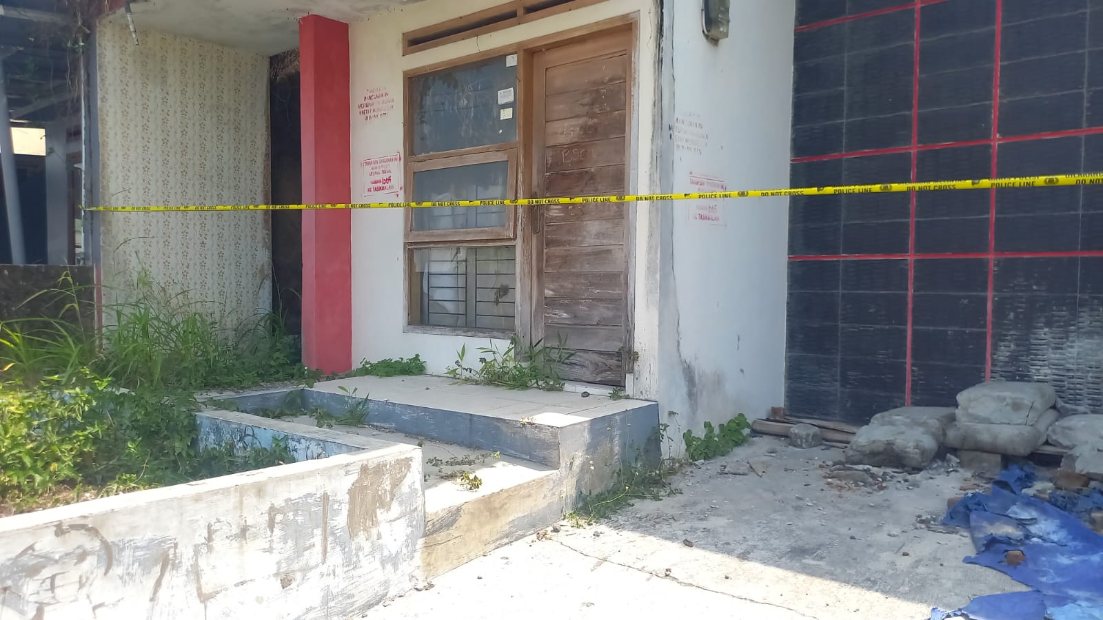 Bayi laki-laki ditemukan warga di rumah kosong Perum Mutiara Citra, Kota Tasikmalaya.
