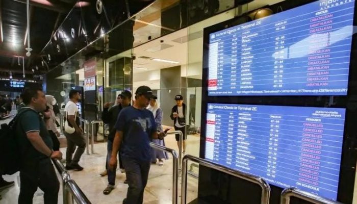 Erupsi Anak Krakatau Berdampak pada Penerbangan, Bandara Soekarno-Hatta Ditutup Sementara