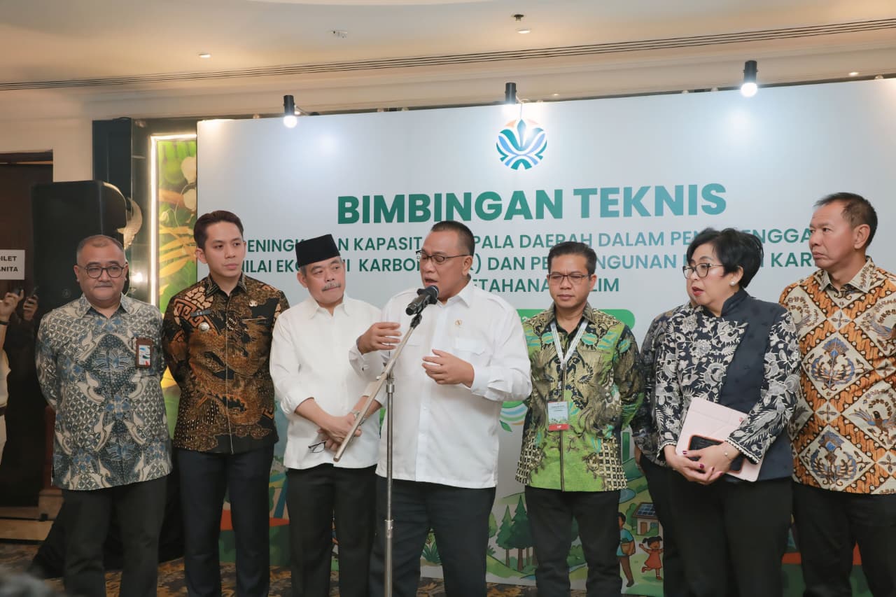 Bupati Bandung Dadang Supriatna (KDS) saat mengikuti Bimbingan Teknis Peningkatan Kapasitas Kepala Daerah di Hotel Borobudur, Jakarta, Selasa (13/10/2026).