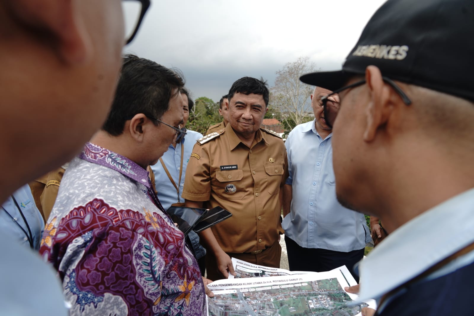 Bupati Garut, Abdusy Syakur Amin, menerima kunjungan kerja Direktur Jenderal Kesehatan Lanjutan Kemenkes RI, dr. Azhar Jaya