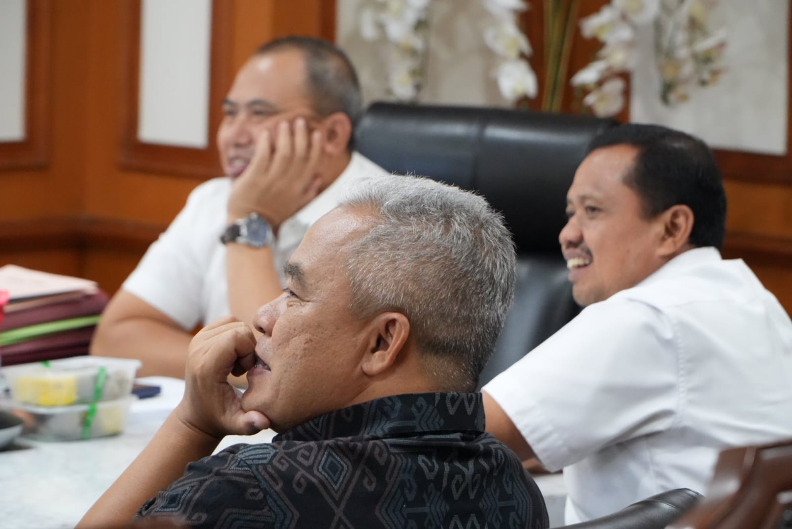 Bupati Sumedang Dony Ahmad Munir saat berkoordinasi dengan Kementerian Kehutanan RI di Jakarta.