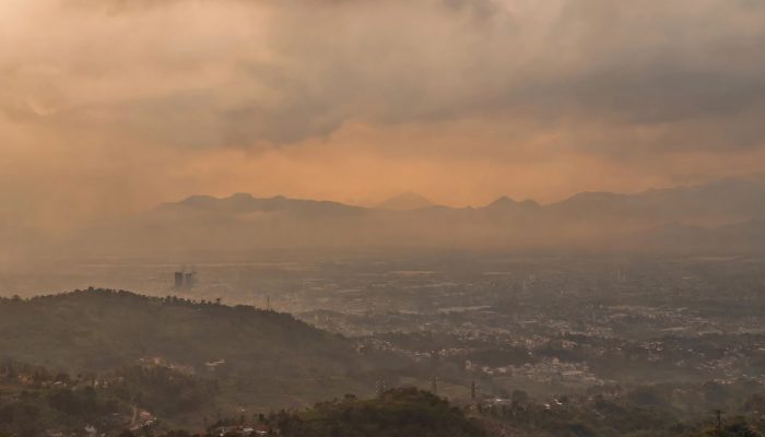 Kualitas Udara Bandung Pagi Ini 20 Oktober 2026 Masih Tidak Sehat, Warga Diimbau Waspada