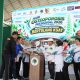 Bupati Bandung Dadang Supriatna bersama anggota PERWATUSI Kabupaten Bandung dalam peringatan Hari Osteoporosis Nasional.