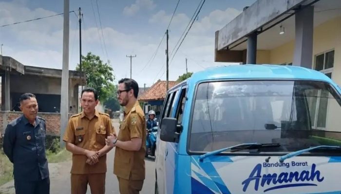 Dulu Naik Rakit, Kini Siswa SDN Budiharja Diantar Mobil