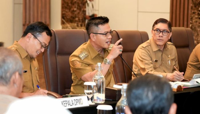 Rp40 Miliar Mengalir ke 56 Desa, KDS Tekankan Infrastruktur!