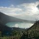 Penurunan debit air Danau Kawah Putih hingga 40 persen akibat kemarau panjang tidak menyurutkan kunjungan wisatawan di Ciwidey, Kabupaten Bandung.