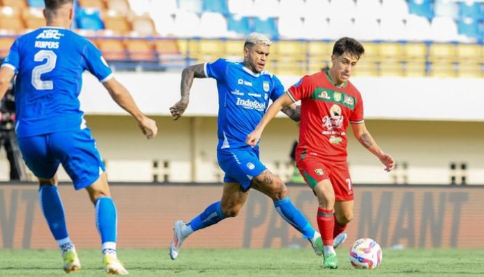 Igor Tolic Belum Meyakinkan, Persib Musim Ini Loyo Liga Domestik