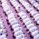 Ilustrasi seorang muslim menunaikan shalat fardhu berjamaah di masjid.
