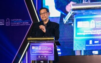 Staf Ahli Menteri Bidang Sosial, Ekonomi, dan Budaya Raden Wijaya Kusumawardhana memberikan Opening Speech pada National Cybersecurity Connect (NCC) 2026 di Hotel Bidakara, Jakarta Selatan, Rabu (28/10/2026). Foto: Anhar/Komdigi
